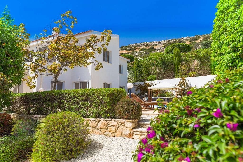Villa Atlantica Peyia Bagian luar foto