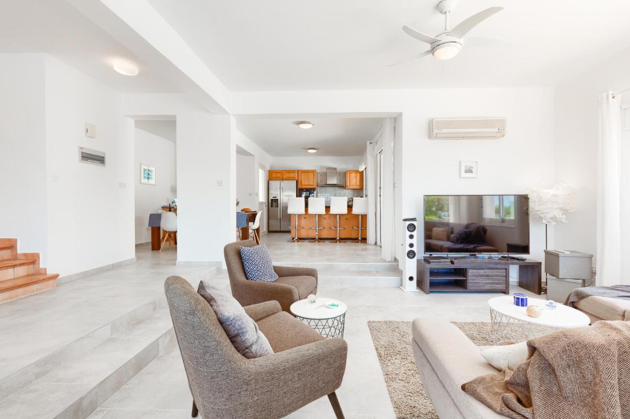 Villa Atlantica Peyia Bagian luar foto