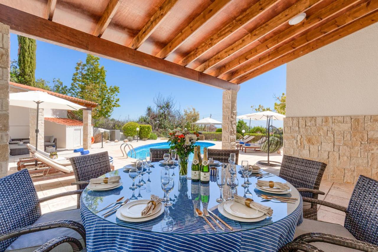 Villa Atlantica Peyia Bagian luar foto